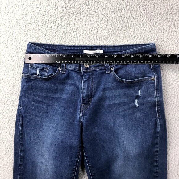LEVIS 529 Womens Size 32 Dark Wash Mid Rise Distressed Curvy Bootcut Jeans 32x28 - Picture 11 of 16